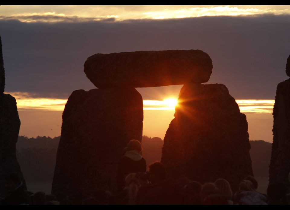 Stonehenge: 3000 B.C.E. - 1500 B.C.E.