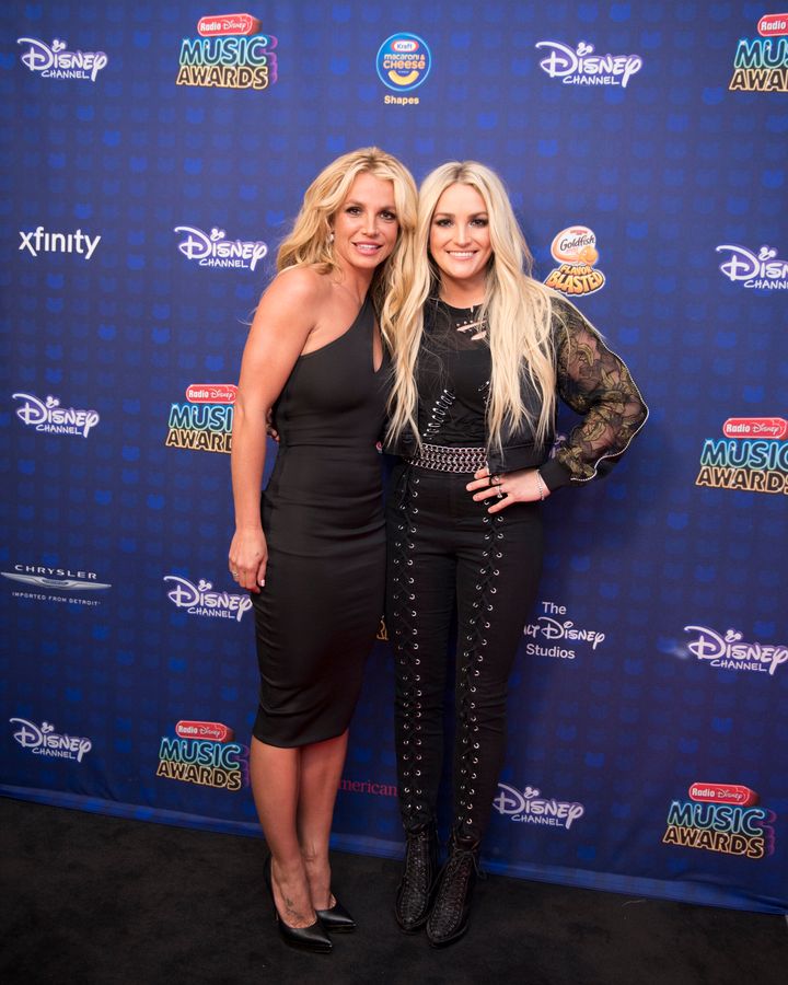 Britney and Jamie Lynn Spears at a Radio Disney event in 2017