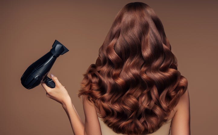 Stylists' Favorite Anti-Frizz Hair Products To Keep Your Summer Blowouts Smooth - HuffPost Stylists' Favorite Anti-Frizz Hair Products To Keep Your Summer Blowouts Smooth - HuffPost