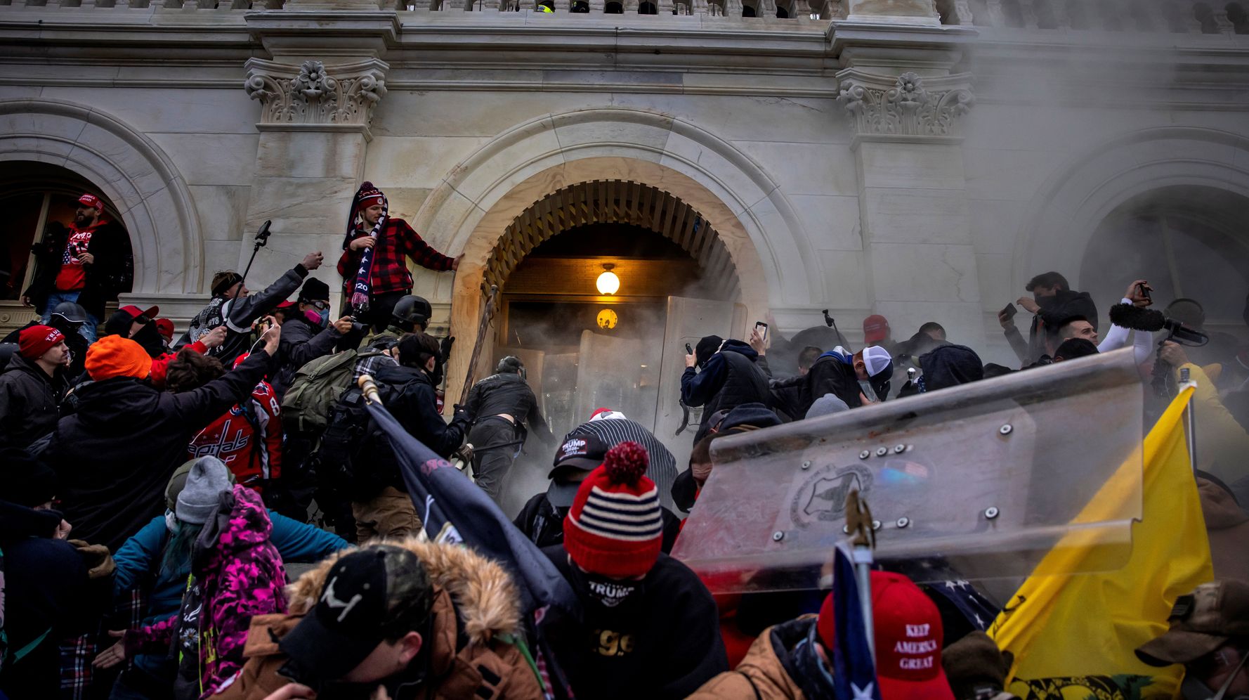 Oath Keeper Associate Who Stormed Capitol In Golf Cart Will Cooperate With Government