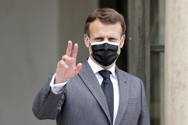 “L’IVG est une conquête immense pour les femmes et pour les hommes, pour la dignité et l’humanité de tous. Mais je mesure le traumatisme que c’est d’avorter...”, a indiqué Emmanuel Macron au magazine Elle.