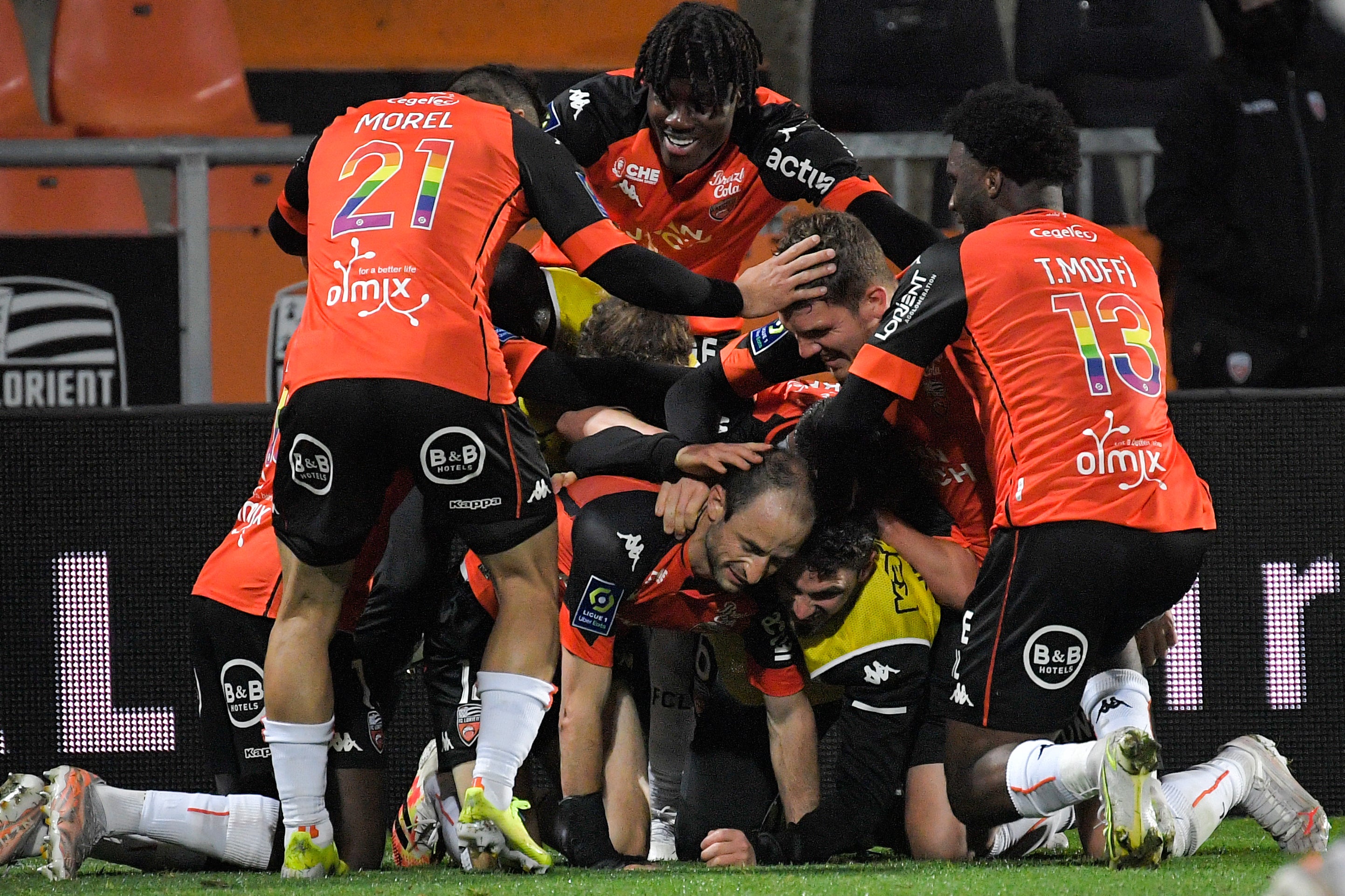 Le joueur du FC Lorient, Yoane Wissa, opéré en urgence après une agression