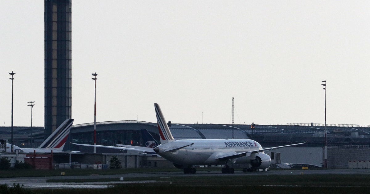 Aéroports de Paris: la grève chez va se poursuivre ce weekend, et les retards avec - Vimarsana News