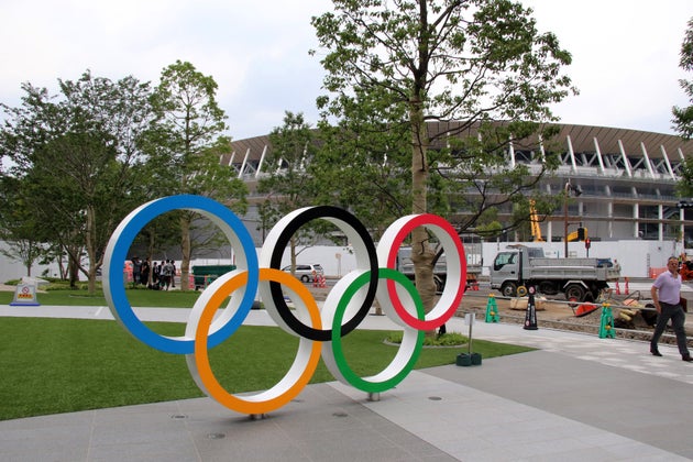 Les sportifs ne pourront pas exprimer d'opinions politiques pendant les épreuves, ni sur les podiums ou les hymnes, ni lors des cérémonies d’ouverture et de clôture au stade dans le nouveau stade olympique Kokuritsu Kyōgijō de Tokyo.