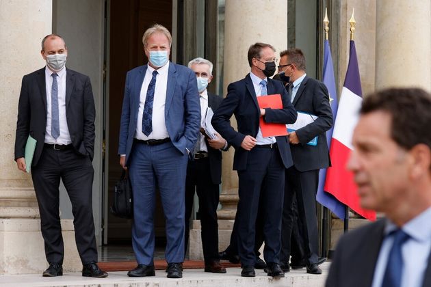 Les partenaires sociaux lors de leur rencontre avec Emmanuel Macron à l'Elysée, le 6 juillet