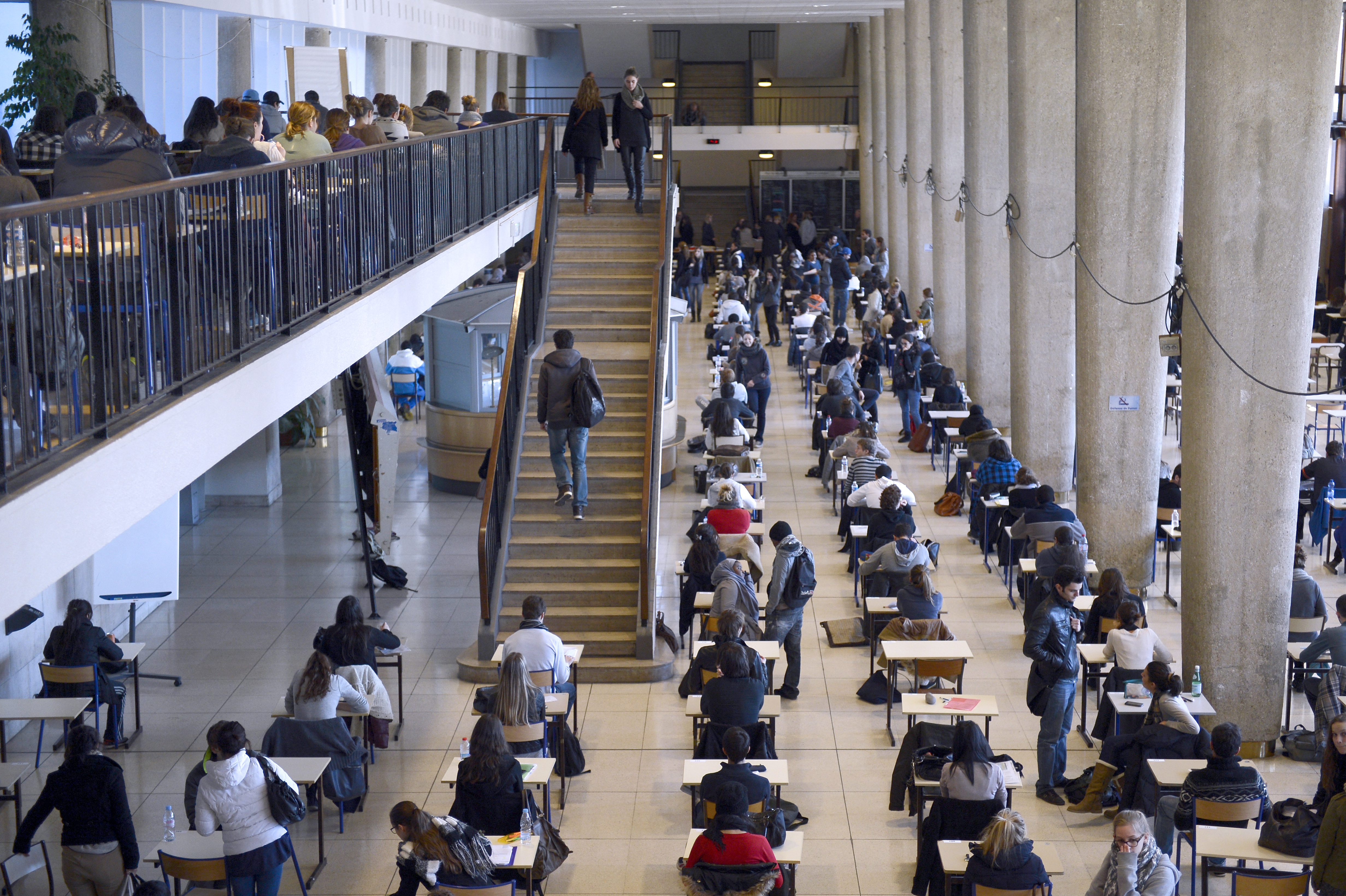 Études de santé: 15 universités forcées d'ouvrir plus de places en deuxième année