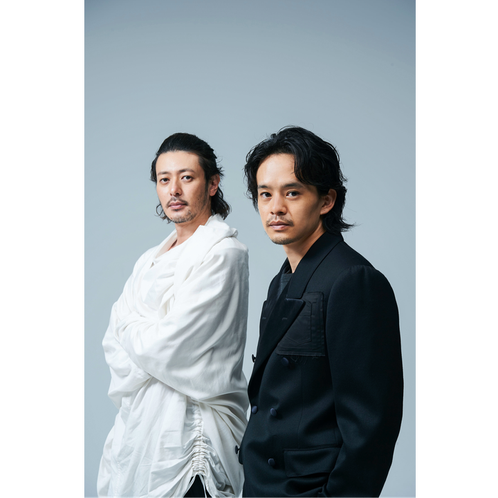 映画『アジアの天使』で共演したオダギリジョーさん（左）と池松壮亮さん（右）