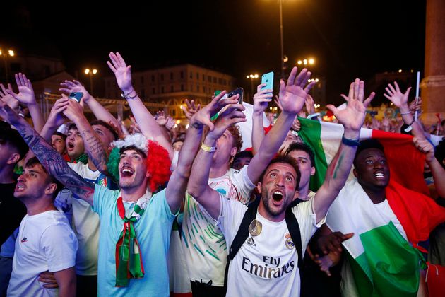 Oui, l’histoire est magnifique, l’Italie ne s’était pas qualifiée à la Coupe du Monde 2018 et trois ans après, avec à sa tête le capitaine Giorgio Chiellini, légendaire joueur de la Juventus, l’Italie est sur le toit de l’a href=