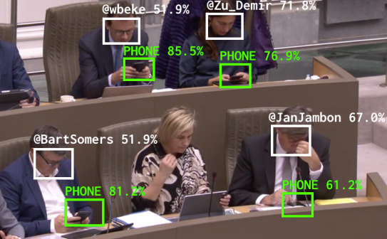 The Flemish Scrollers installation automatically tags Belgian politicians when they use their phone in Parliament.