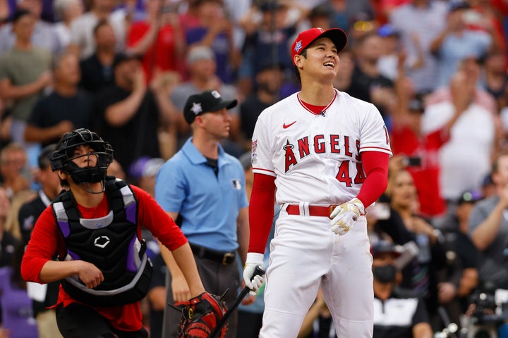 大谷翔平選手のホームランダービー 休憩中に突然の電話 その 相手 が 凄すぎる と話題に Mlbオールスター ハフポスト News 大谷翔平選手のホームランダービー 休憩中に突然の電話 その 相手 が 凄すぎる と話題に Mlbオールスター ハフポスト News