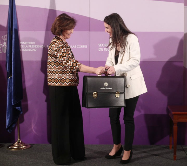 Irene Montero y Carmen Calvo