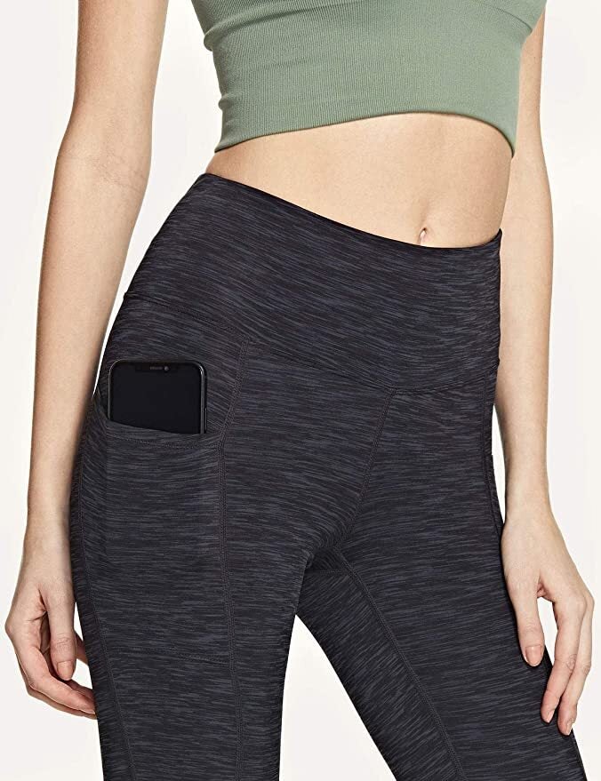 When you feel weightless Align pants (or don't feel them), you'll want to  tell the whole world.