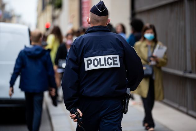 Un policier dans les rues de Paris, le 5 juillet 2021 