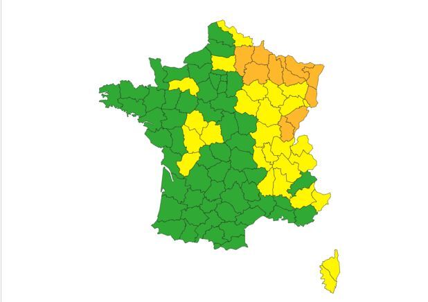 Crues et inondations: 10 départements du nord-est toujours en vigilance orange