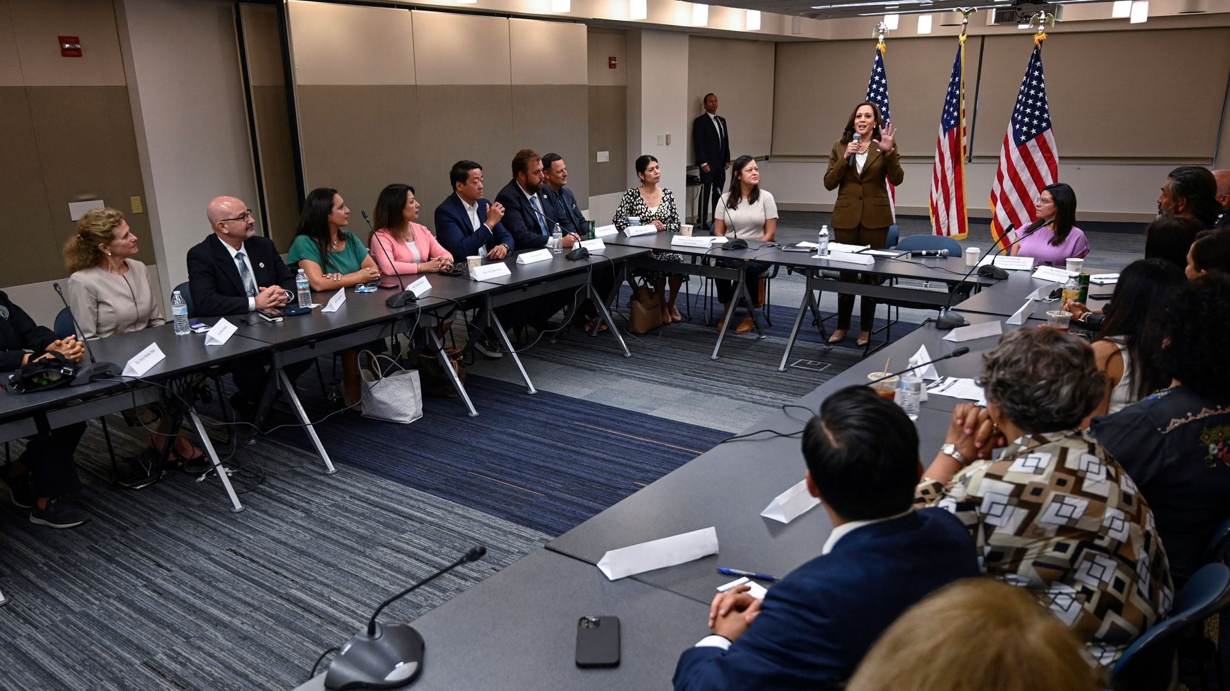 3 Texas Lawmakers Who Traveled To D.C. Test Positive For COVID-19