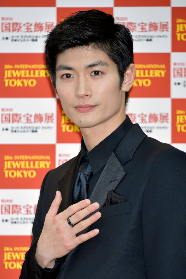 三浦春馬さん死去から1年 追悼サイトで出演作の映像や写真を公開 ハフポスト 三浦春馬さん死去から1年 追悼サイトで出演作の映像や写真を公開 ハフポスト