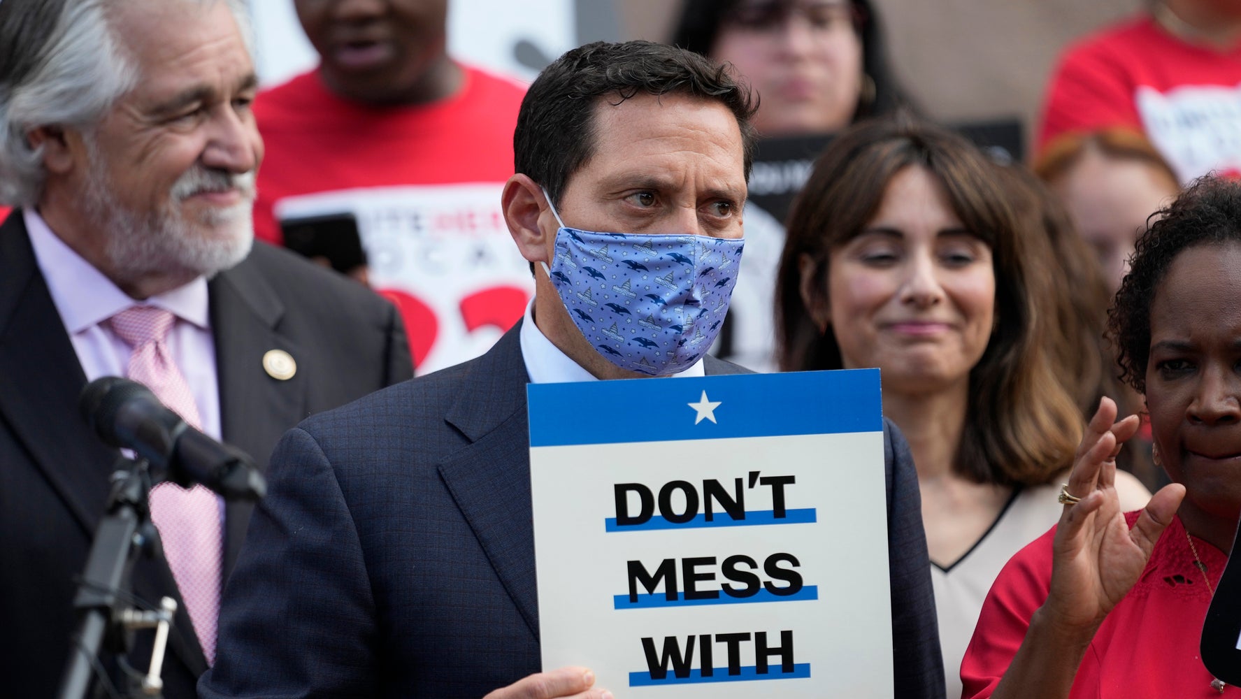 Number Of COVID-19 Infected Texas Lawmakers Who Fled State Rises To 5