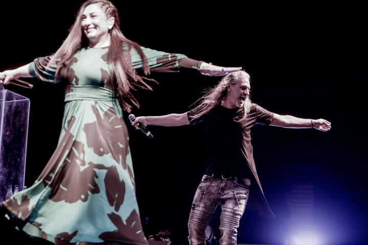 Camela en un concierto.