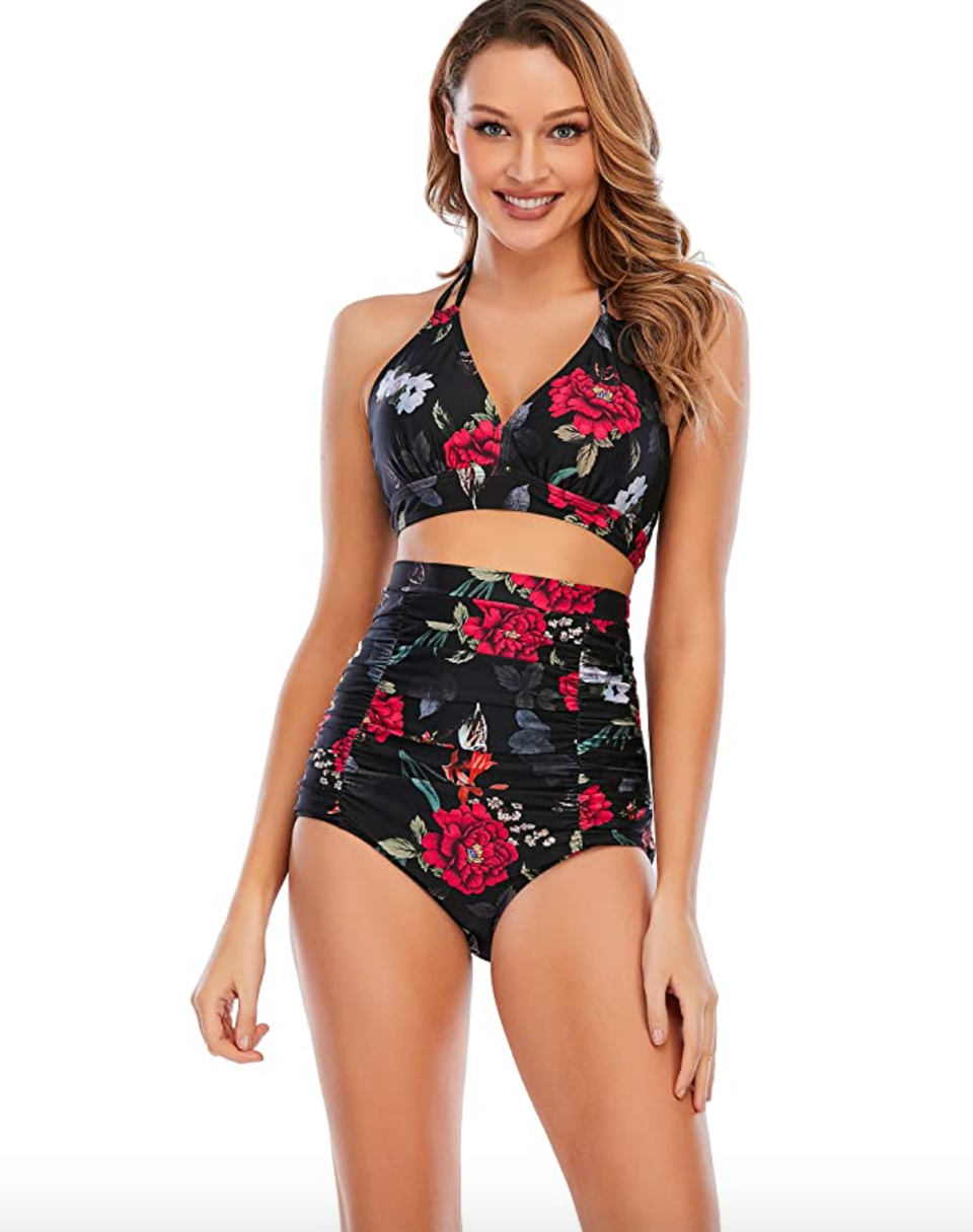 What is 2021 New Cherry Print 3 Piece Swimsuit Set Sexy Bikini