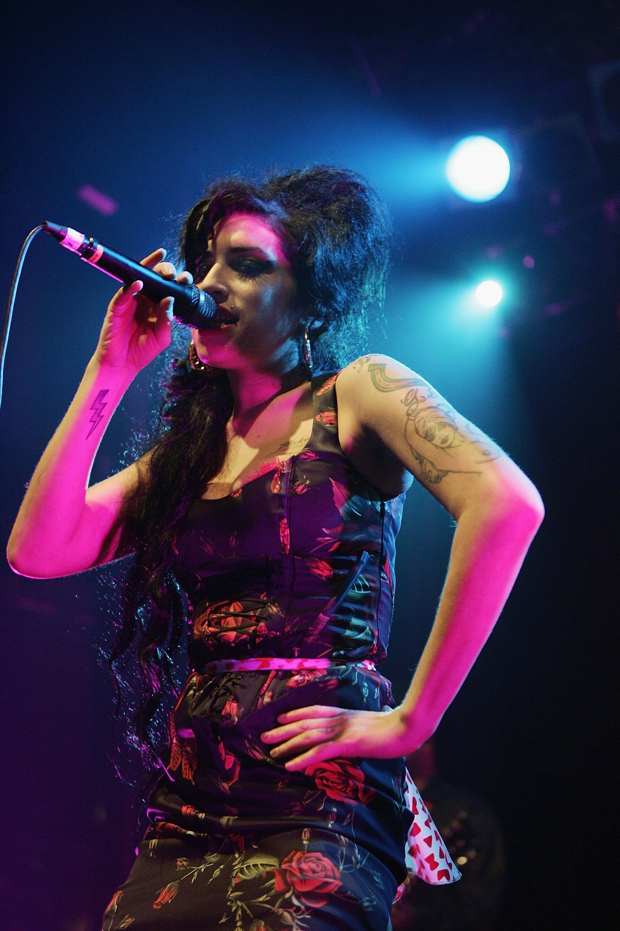 30 Stunning Amy Winehouse Photos To Remind Us What An Icon She Truly ...