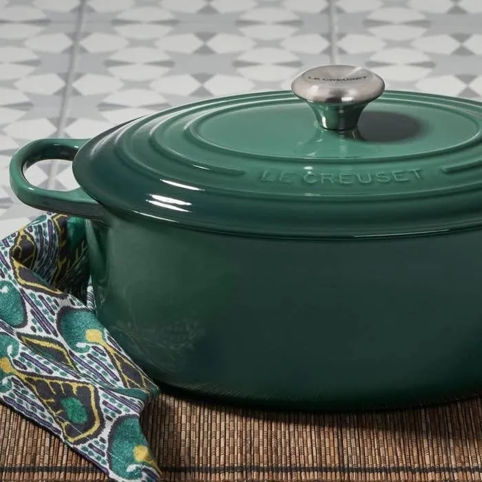 Mum reveals how she cleaned up her filthy old Le Creuset frying pan after  30 YEARS of build up