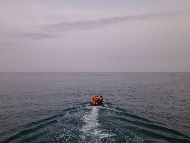 Des migrants traversant la Manche de la France vers la Grande-Bretagne, le 11 septembre 2020.