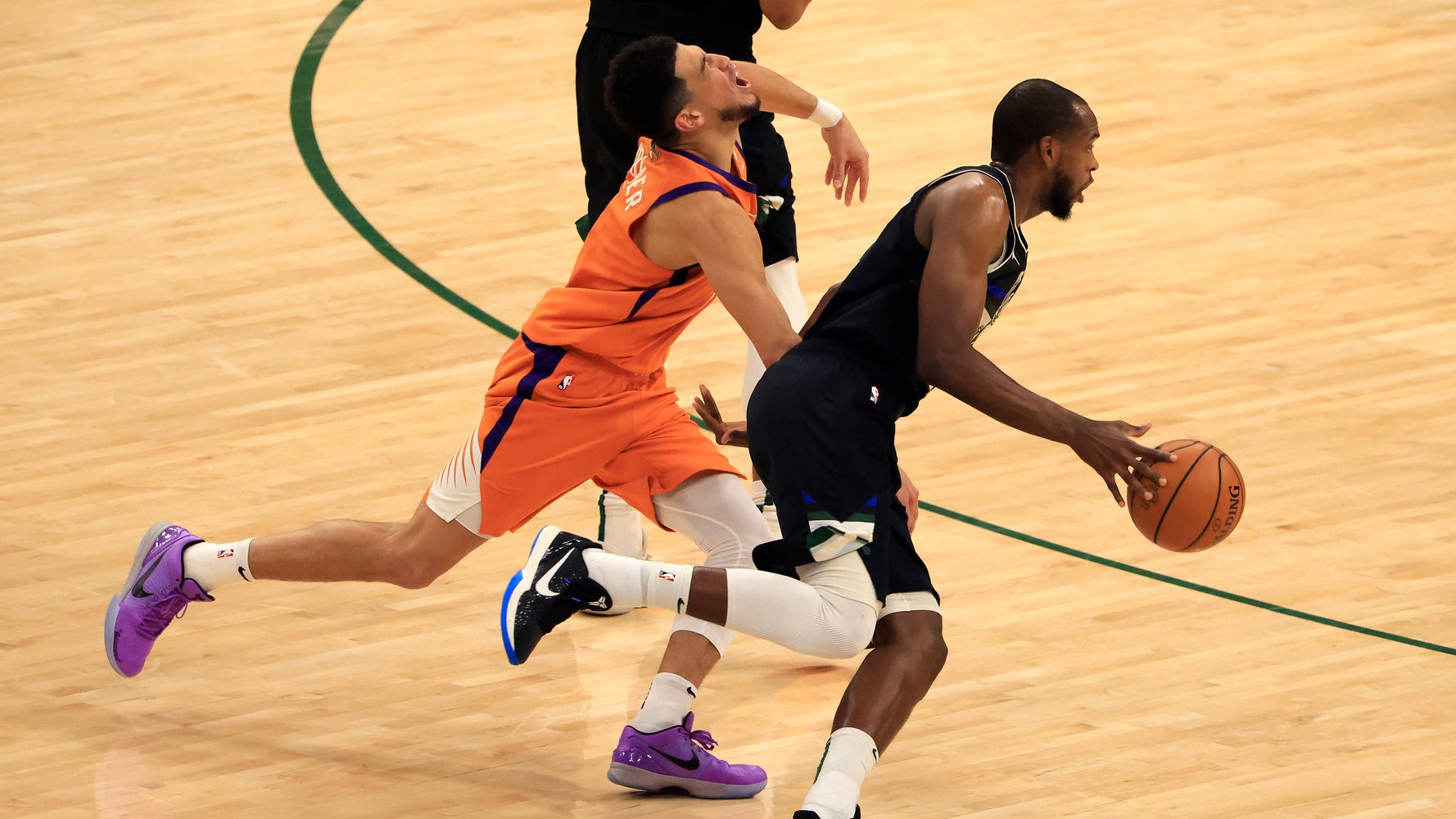 Milwaukee Bucks Win NBA Finals, Defeating Phoenix Suns