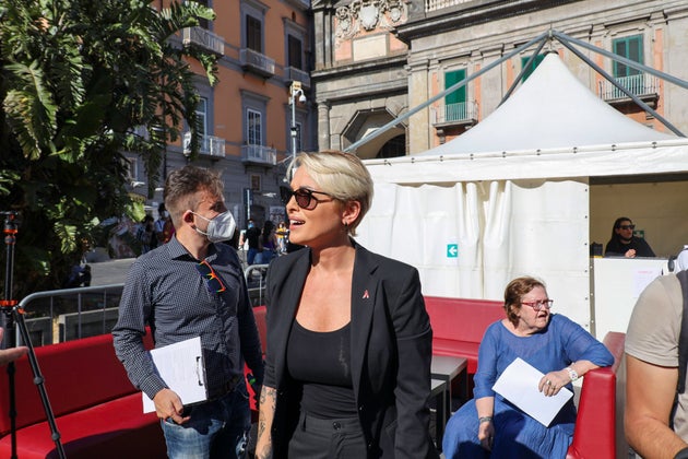 Ddl Zan | Francesca Pascale | Mi sbattezzo | questa Chiesa omofoba mi ha deluso - Vimarsana News