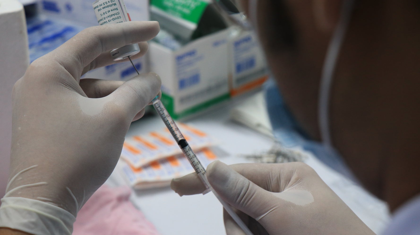 'It's Too Late': Doctor Says Dying COVID-19 Patients Are Begging For Vaccines