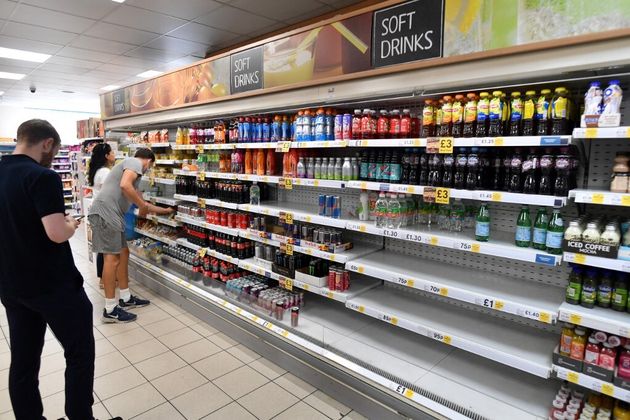 Un rayon vide dans un supermarché Tesco du centre de Londres, le 22 juillet 2021