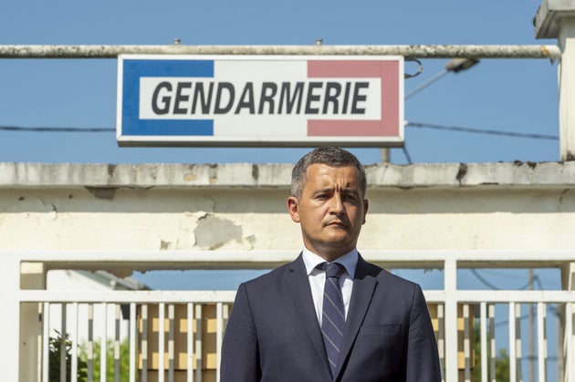 Ce 22 juillet, à l'occasion d'un déplacement dans le Puy-de-Dôme, auprès de la gendarmerie endeuillée par les tirs du forcené Frédérik Limol, le ministre de l'Intérieur Gérald Darmanin a annoncé des mesures pour mieux contrôler les armes à feu.
