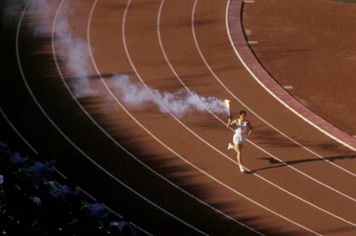 1964年の東京五輪開会式の様子