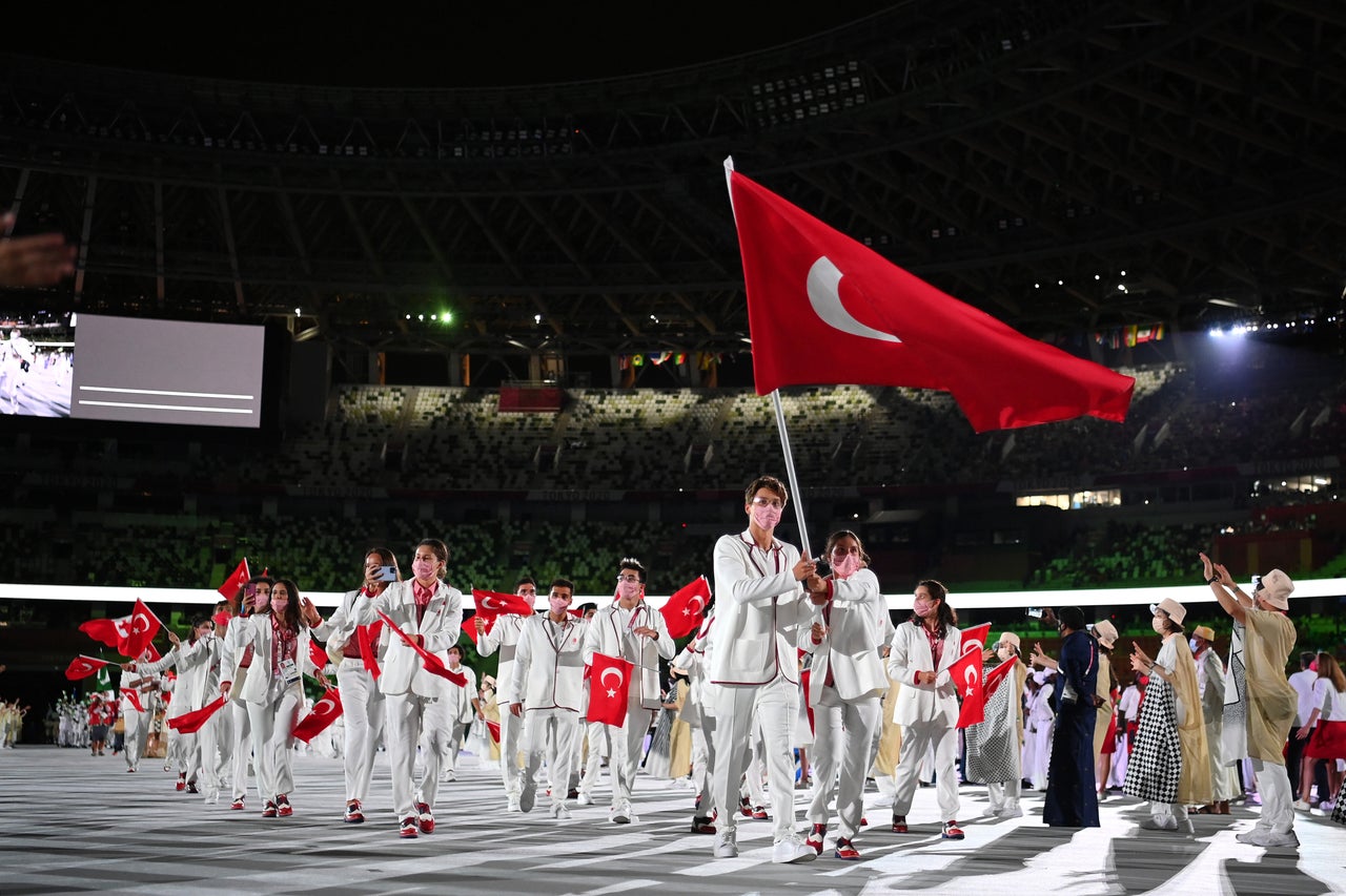 Team Turkey flag bearers Merve Tuncel and Berke Saka.