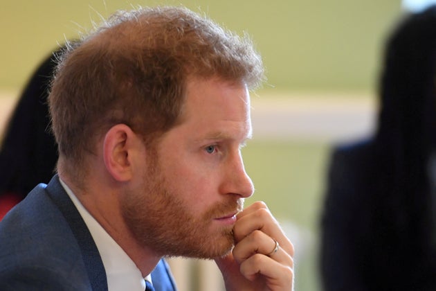 Daily Mail | Harry ha firmato per 4 libri Il secondo dopo la morte della Regina - Vimarsana News