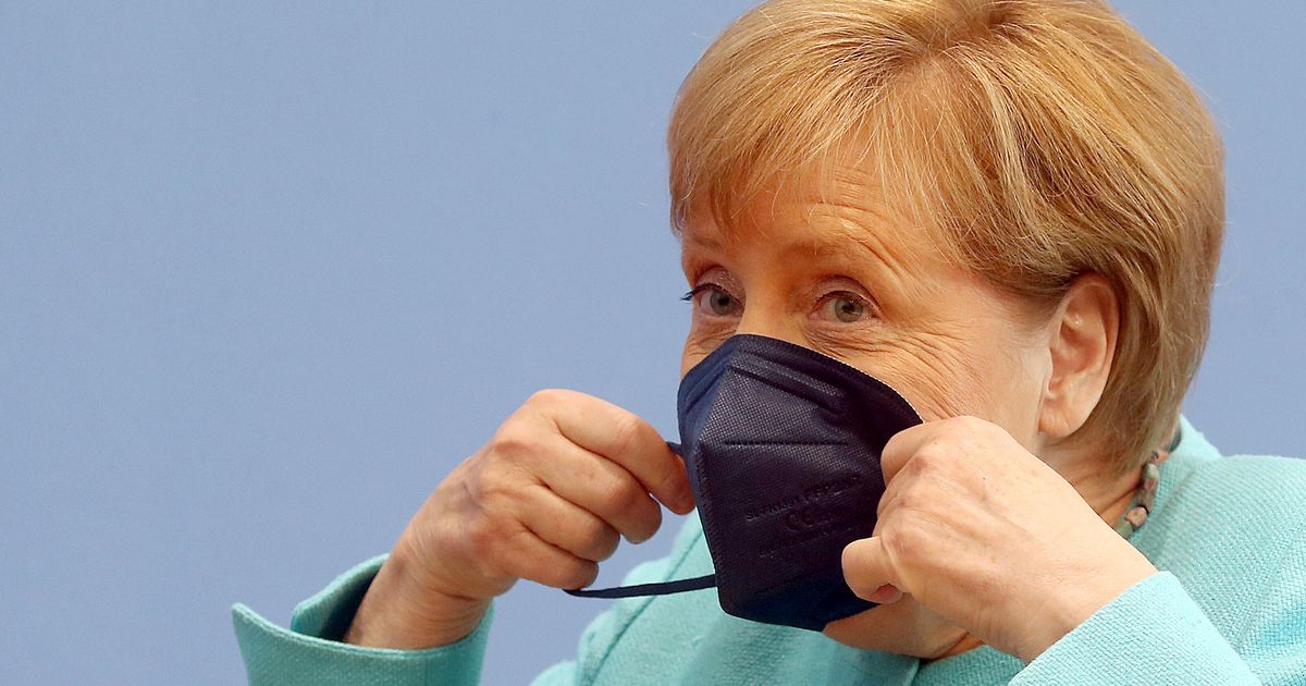 The protests in Italy and France do not discourage Merkel.  Also Berlin towards the Green Pass