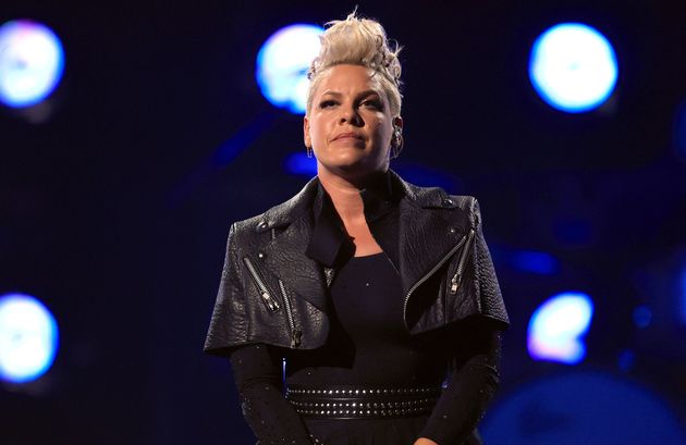 Pink, ici au mois de mai 2021 sur la scène des Billboard Awards.