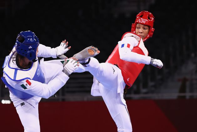 Althéa Laurin, ici lors de son huitième de finale, a remporté la médaille de bronze du tournoi de taekwando.