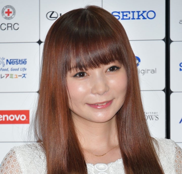 中川翔子さん ピンク色の ショートボブヘア 姿に 似合いすぎ 可愛い の声 画像 ハフポスト アートとカルチャー 中川翔子さん ピンク色の ショートボブヘア 姿に 似合いすぎ 可愛い の声 画像 ハフポスト アートとカルチャー