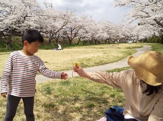 それがママのほんとの名前 旧姓を教えた子どもに聞かれて探し始めた 私の名前 ハフポスト それがママのほんとの名前 旧姓を教えた子どもに聞かれて探し始めた 私の名前 ハフポスト