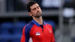 Djokovic pierde los nervios en un partido y en Twitter todos le repiten lo