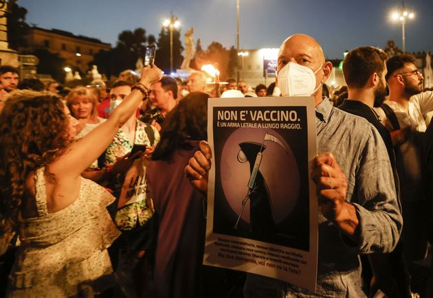 Πορεία κατά τον εμβολιασμό για τον κορονοϊό, στη Ρώμη (28 Ιουλίου 2021)