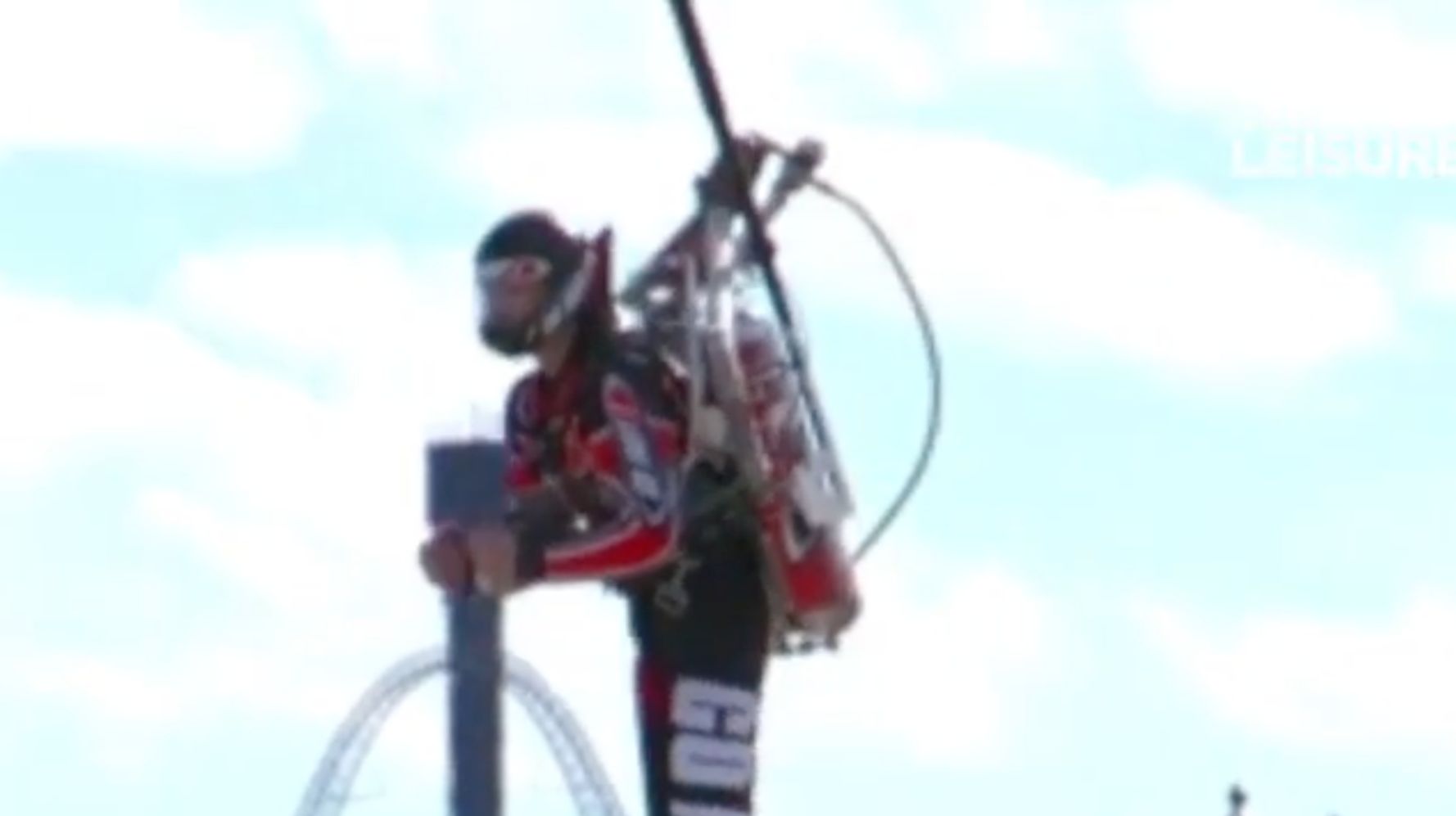 Los Angeles Air Traffic Control Warns ‘Jetpack Guy Is Back’