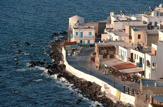 GREECE - CIRCA 1900: Spots in Mediterranean sea in Nisyros , Greece - Village. (Photo by Jean-Luc MANAUD/Gamma-Rapho via Getty Images)