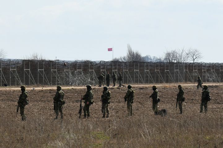 Έλληνες στρατιώτες στα σύνορα του Έβρου (Μάιος 2020)