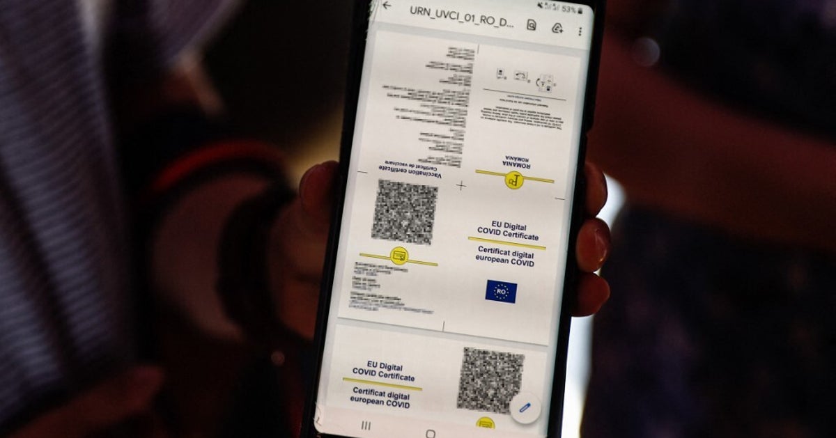 Pass Sanitaire Pour Les Francais De L Etranger Le Mode D Emploi Enfin Precise Le Huffpost Pass Sanitaire Pour Les Francais De L Etranger Le Mode D Emploi Enfin Precise Le Huffpost