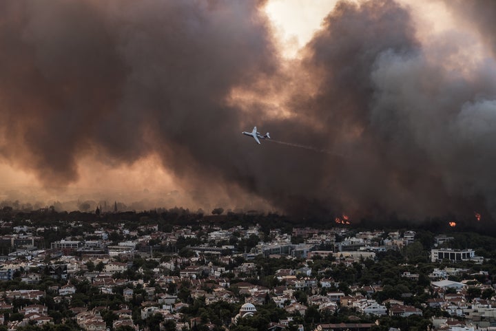 Πυρκαγιά στην Άνω Βαρυμπόμπη του δήμου Αχαρνών, την Τρίτη 3 Αυγούστου 2021