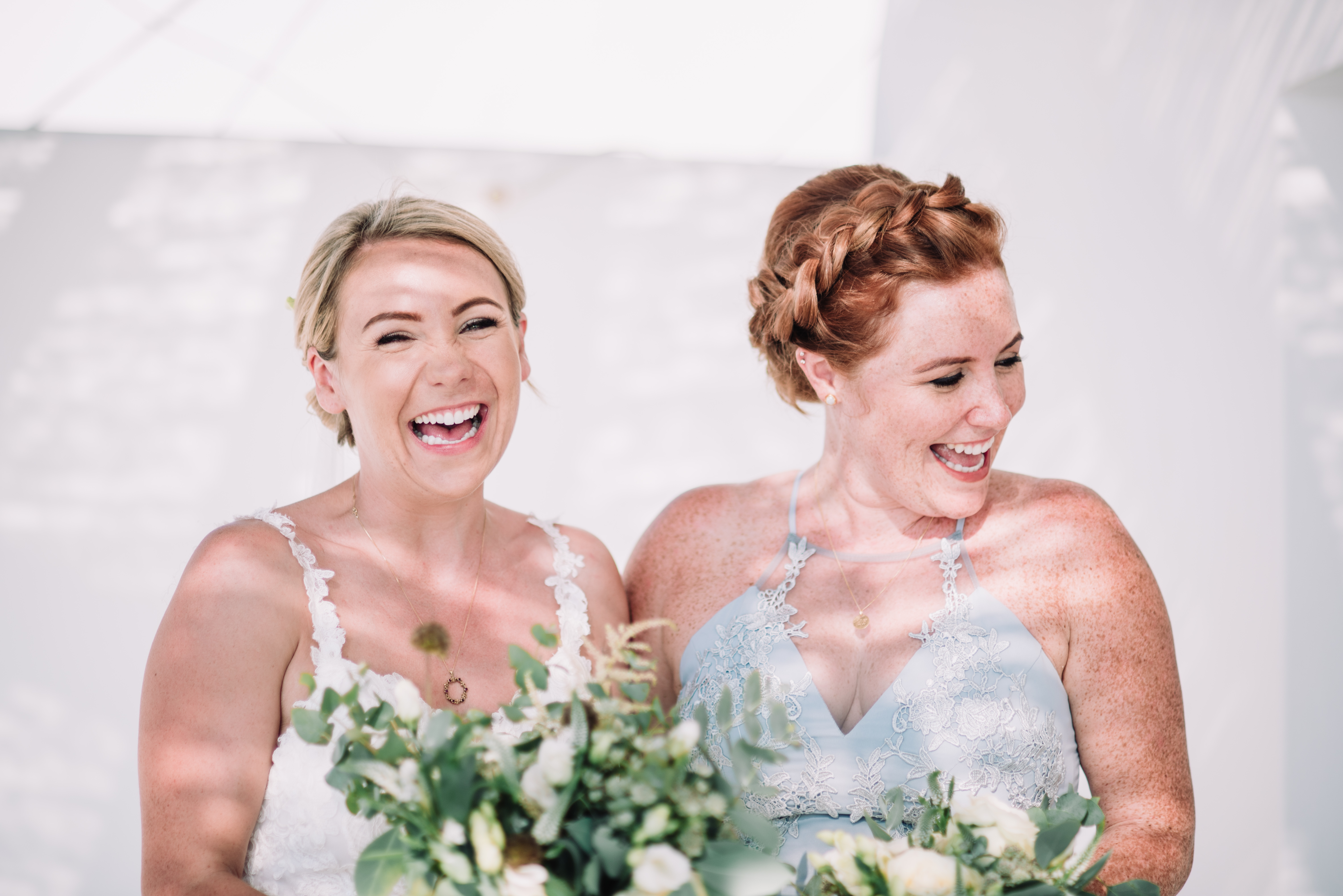 19 Gorgeous Photos Of Brides With Their Siblings On The Big Day HuffPost UK Life
