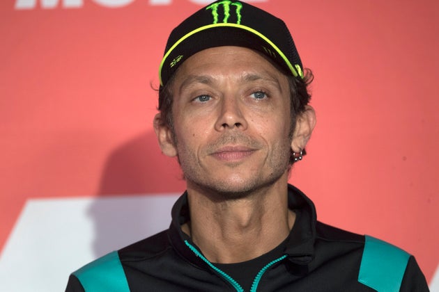 Valentino Rossi si ritira Valentino Rossi si ritira
