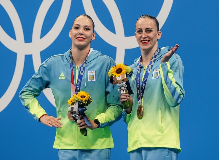 Bronze medal winners Marta Fiedina and Anastasiya Savchuk of Ukraine were announced as Russians. 