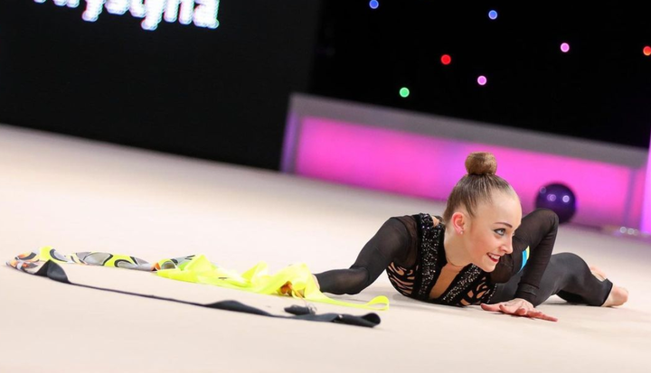 ロックなパンツスタイルに反響 新体操のウクライナ選手の演技が カッコイイ と話題 画像集 ハフポスト アートとカルチャー ロックなパンツスタイルに反響 新体操のウクライナ選手の演技が カッコイイ と話題 画像集 ハフポスト アートとカルチャー